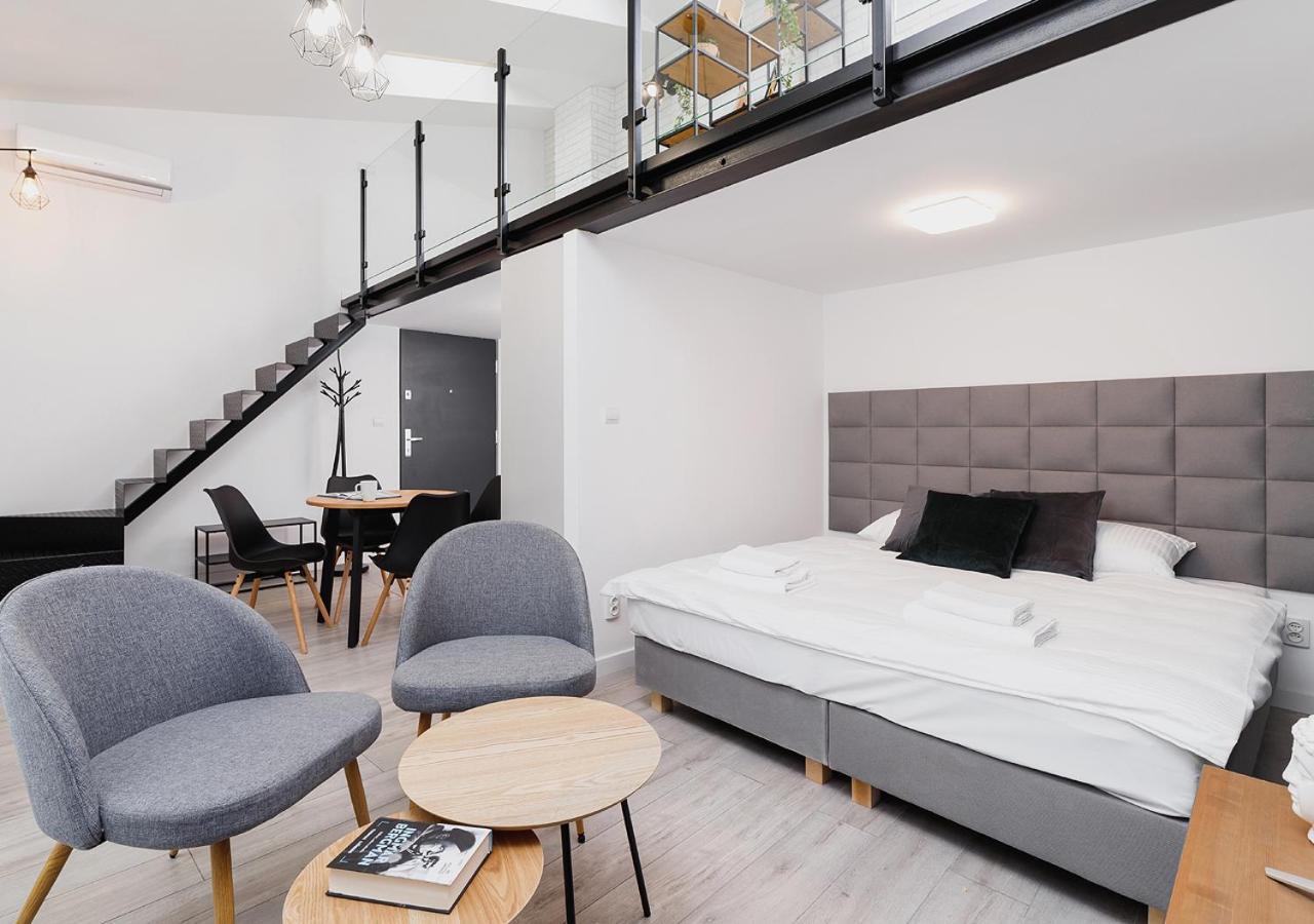 Wow! Aparthotel By Krakowmyplace Εξωτερικό φωτογραφία