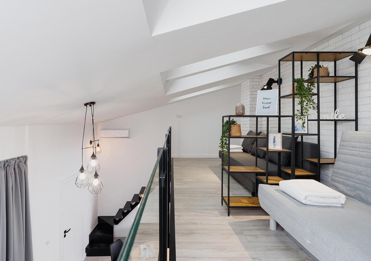 Wow! Aparthotel By Krakowmyplace Εξωτερικό φωτογραφία